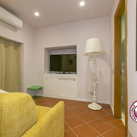 C M Barberini Vacation *